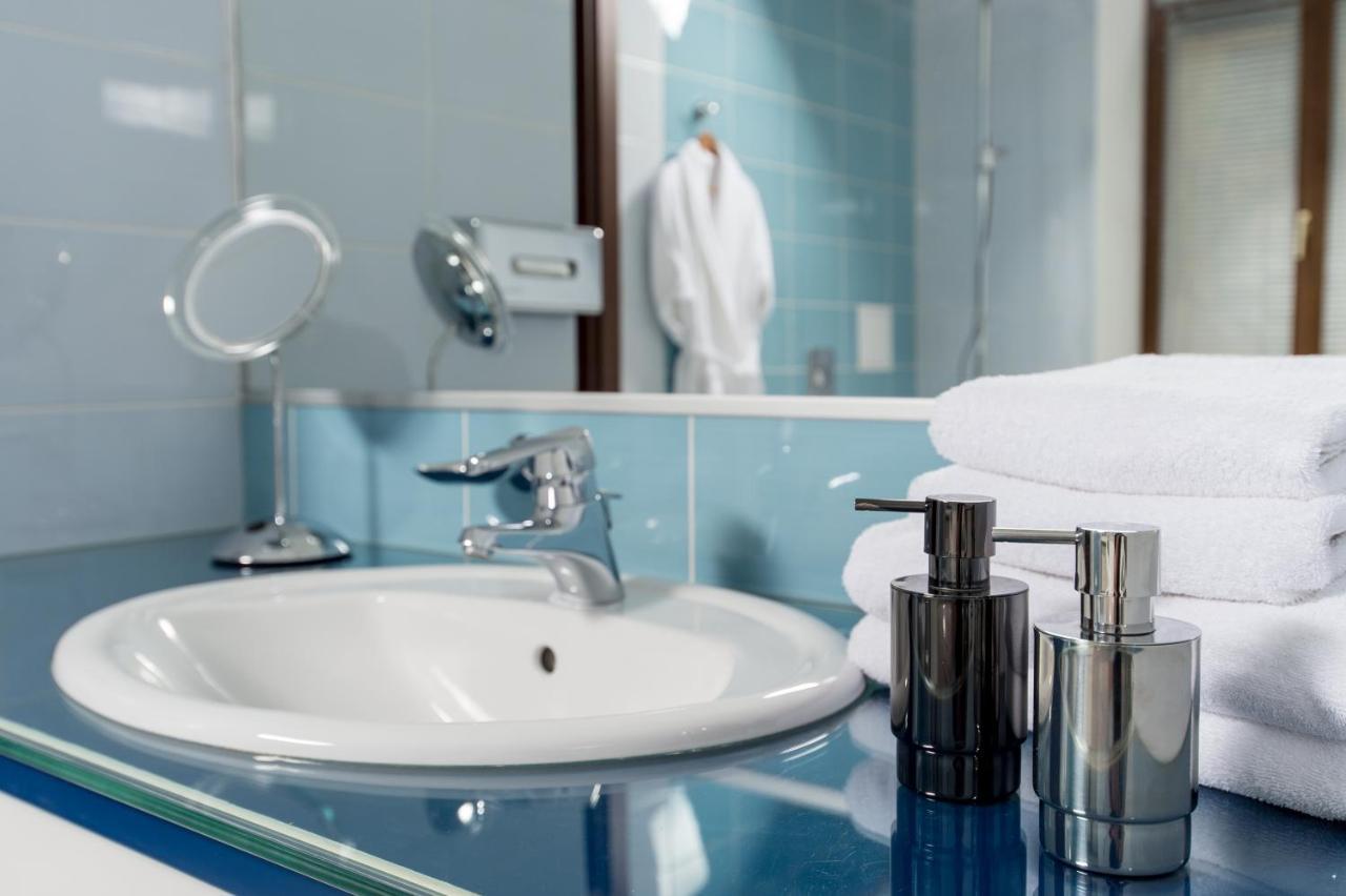 Incognito Boutique Hotel Kiev Eksteriør bilde